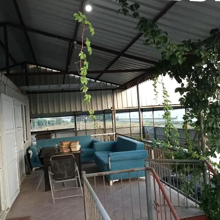 Horse House Camping *